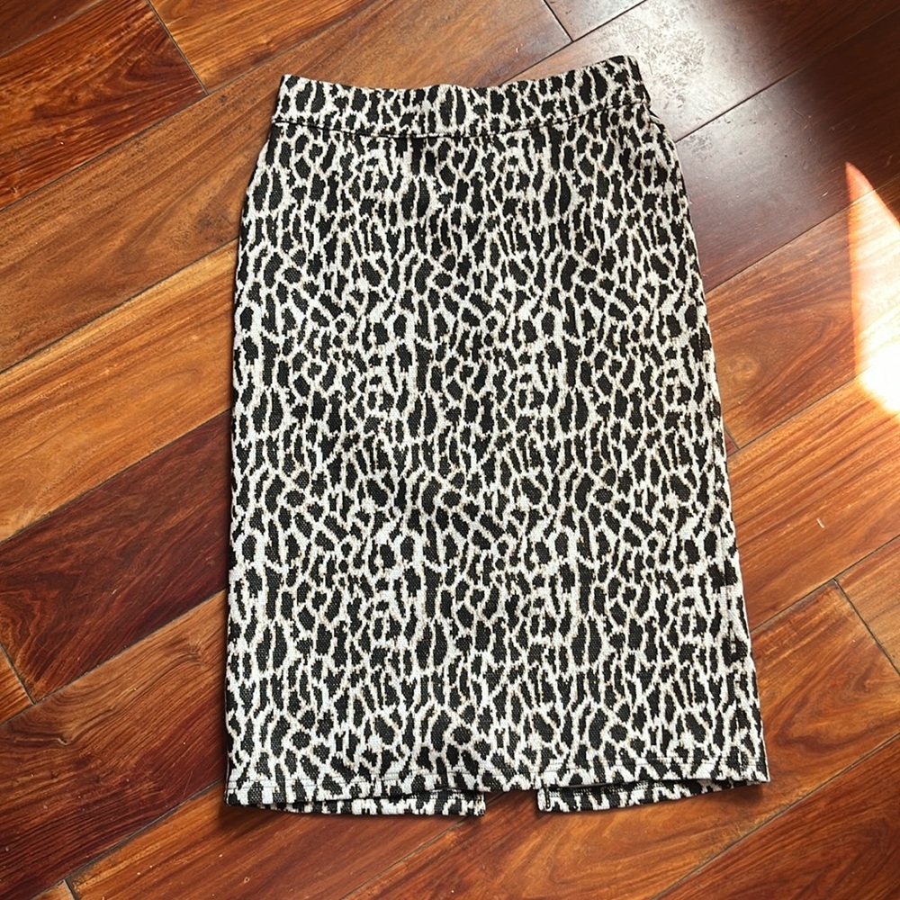 Loft animal pront pencil skirt in petite